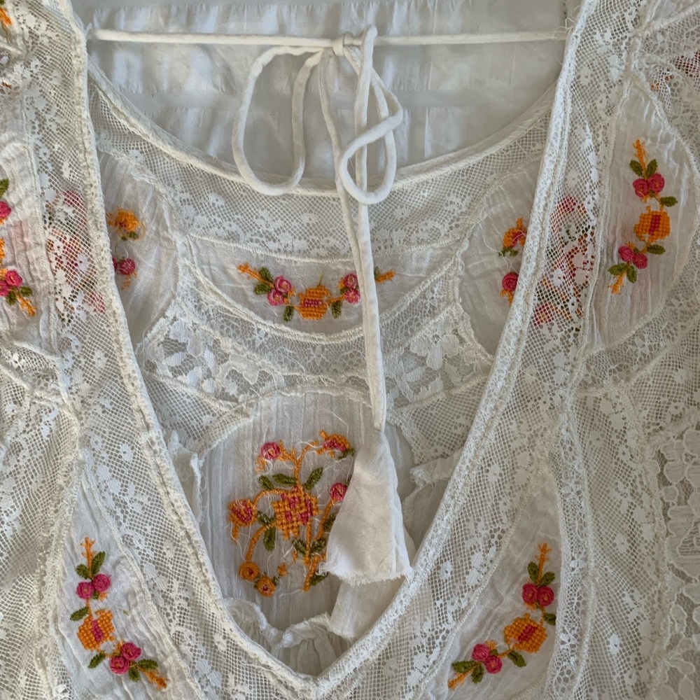 NWT Free People Embroidered Blouse - Picture 8 of 15